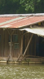 Seen on Kentucky River🤣😍 #riverlife | The Moron Brothers - Bluegrass