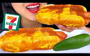 【中字】Phan | 7-ELEVEN* 芝士辣味热狗+墨西哥辣椒