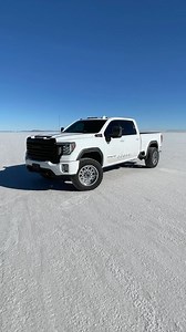 Little 130mph Speed Run in the L5P out here at the Salt Flats! - - #diesellabs #diesellaboratories #dieseltrucks #dieseltechs #dieseltechnicians #duramax #cummins #enginebuilder #enginebuilding #machineshop #duramaxdiesel #duramaxnation #duramaxdiesels #duramaxcrew #duramaxlife | Diesel Laboratories