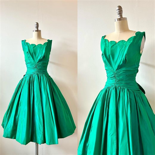 1950s Emerald Green Taffeta Dress | 50s Iridescent Scalloped Party Dress | Vintage Fit and Flare Cocktail Dress | Size XS - Etsy
