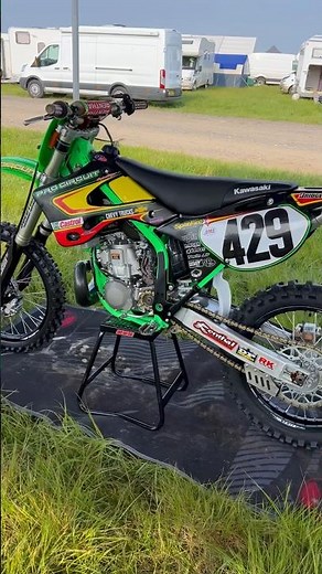 Awesome looking KAWASAKI KX250 Pro Circuit build