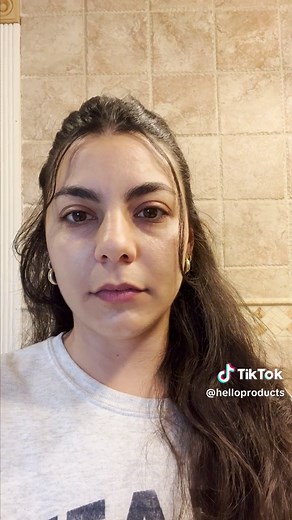 sheesh... 👀 #helloproducts #smile #mouthwash #oralcare #freshbreath #toothpaste #hello #fyp #toothbrush #mermaids #mermaid