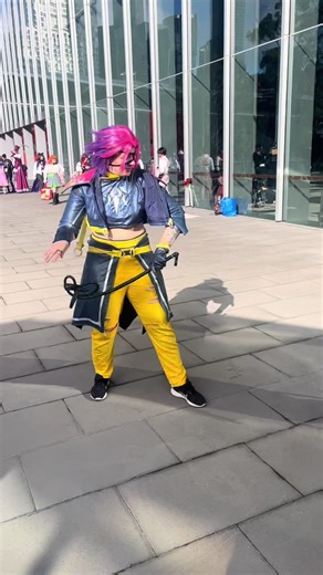 League of Legends Cosplay Performance Showcase