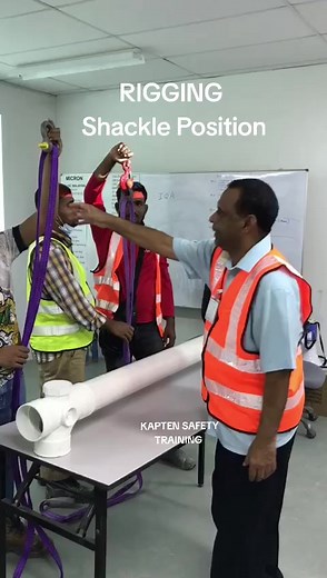 Rigging - Shackle Position #OSH #Dosh #jkkp #malaysia #rigging #safety #worksafety