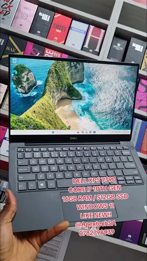 Dell XPS 7390: Powerful Laptop with Core i7 and Windows 11