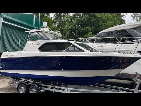 1999 Bayliner 2452 Ciera Express £19,995. An affordable holiday at home, at sea.