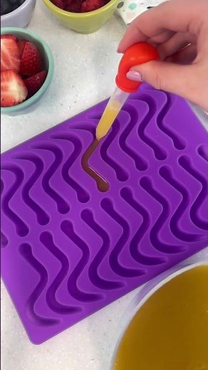 Make Gummy Worms at home with real fruit juice 🍊