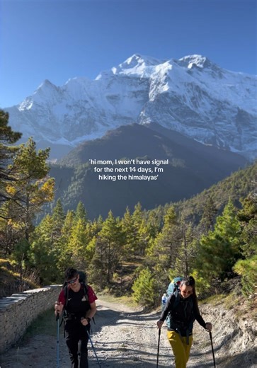 hiking, homies & himalayas 🥰 #hiking #trekking #hikingadventures #mountain #mountains #himalayas #nepal #outdoors #nature #annapurna #everestbasecamp #ebc #everest