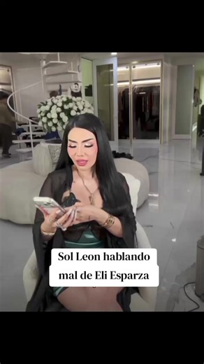 Sol León hablando mal de Eli Esparza y Eli Esparza rompiendo récord en live. #polemica Sol Leon hablando mal de Eli Esparza. #solleon Eli Esparza le responde a Sol Leon. #eliesparza