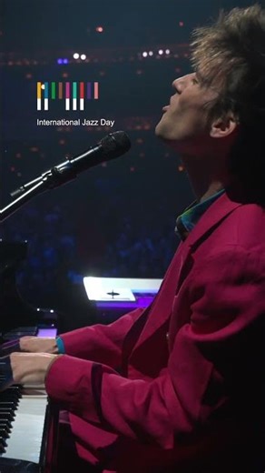 Jacob Collier Performs “She’s Out of My Life / Soul Bossa Nova” Live 🎹✨