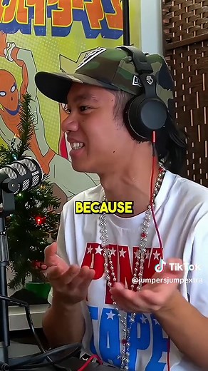 Guy CREATES Time Machine and DISSAPEARS! #jumpersjumppodcast #jumpersjump #podcastclips #mystery #theory #timemachine