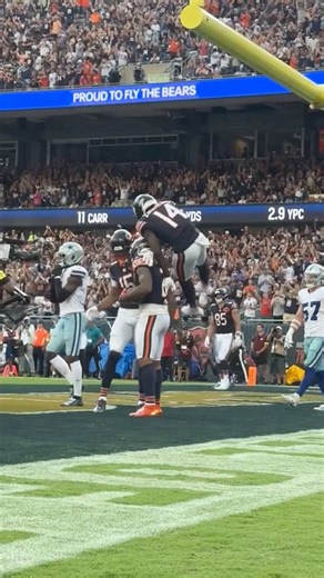 Jumping into Victory Monday like | Chicago Bears