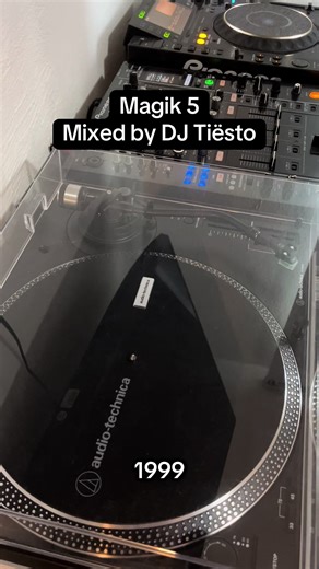 Magik 5 Mixed by DJ Tiësto - Classic Trance Collection