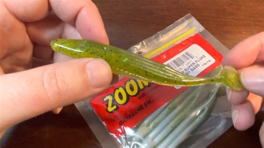 Watch Review of the Zoom Baby Bass Super Fluke Swimmer on Amazon Live
