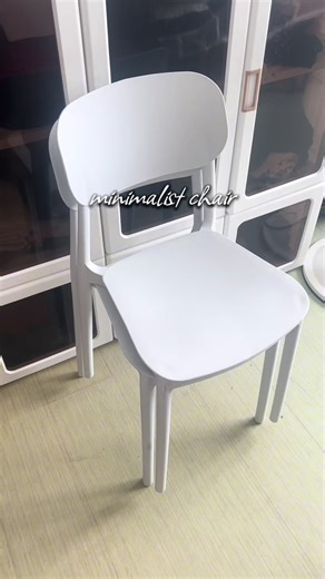 Aesthetic and Minimalist Chair for Modern Homes