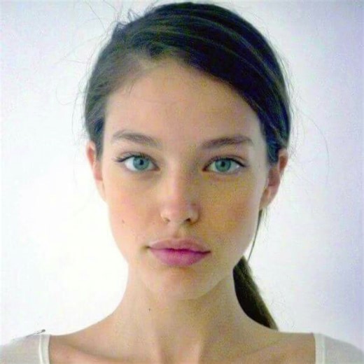 Exploring the Fashion Influence of Angelina Jolie and Emma Roberts