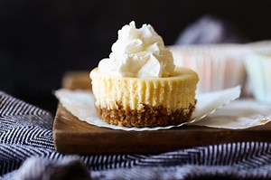 Delicious and Easy Mini Cheesecake Recipe
