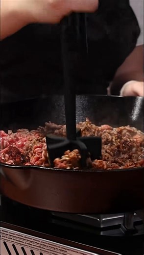 Texas Style Chili and Cornbread #food #cooking #viral #recipe | Smokin' and Grillin' with AB