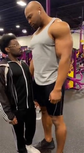 SWOLE 7'0 Bodybuilder Tries To Punk Me At Planet Fitness!