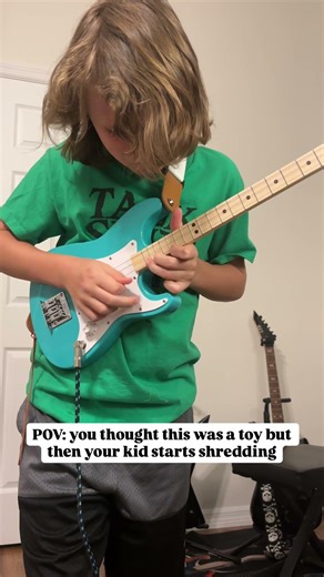 Young Guitarist Plays EPIC Metal Guitar Solo on the Fender x Loog Stratocaster | Mini Guitar Demo