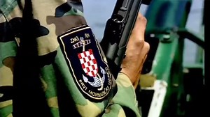 【珍贵历史录像\u002F克罗地亚战争】克族の陆军船舶兵∶第一河川区舰队「锡萨克」战斗录像