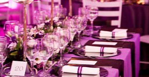 Ideias para inserir o roxo na decoração da sua festa