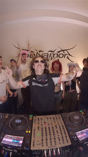 Fridget Spinner on Instagram: "‘This is how we do it in Melbourne city’🌟💖 I mean, @onlywithyou.dj has to know!"