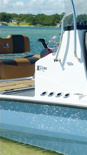 XR21 Bay Features