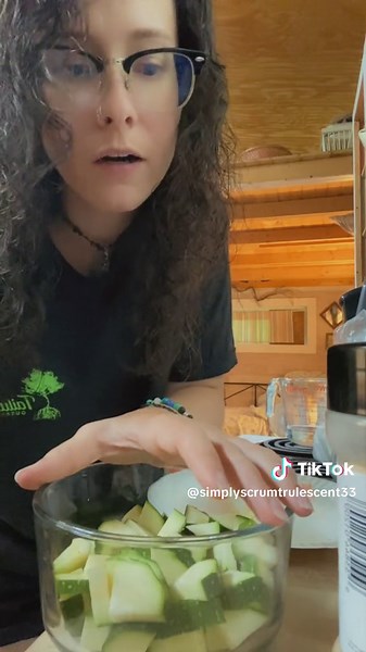 Zucchini Microwave Bake Recipe📖🖊️ *1 zucchini - 2 eggs - 1 tbsp butter - salt & pepper - garlic powder - italian seasonings - couple pinches of shredded cheese - 2 tablespoonds bacon (chopped/bits)* optional : swap out fillers with spinach/ham/sausage/your preferred egg additions. Cook bite sized zucchini with seasonings and butter in glass baking dish for 4 minutes on high. Once done, whisk eggs and add to cooked zucchini, also add in cheese and meat/filler. Stir well, and cook in mucrowave f