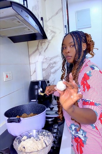89K views · 2.8K reactions | Mummy cooking Moulding Egusi method ❤️ | Jennyslimzy and ugo eaglet | Facebook
