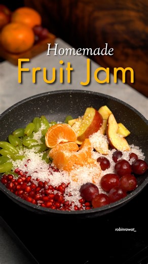 Robin Rawat on Instagram: "🍓 5-Minute Homemade Fruit Jam ❤️ Fresh, colorful, and made without any preservatives. This quick jam is perfect for toast, pancakes, or desserts. 📝 Ingredients - Mixed fruits (grapes, apple, orange segments, pomegranate or any fruits you like) - Sugar (adjust to taste) - Fresh lemon juice 👩‍🍳 Method - Add all chopped fruits to a pan. - Sprinkle sugar evenly over the fruits. - Cook on medium flame, stirring occasionally, until fruits soften and release juices. - Mas