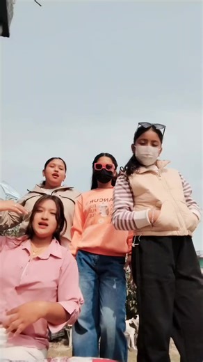 Mansu blue (@mansu.maskey)’s videos with MA Ta Pirim ma - Rani🇳🇵