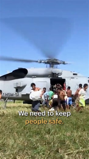 Curiosity Stream on Instagram: "🌊 Today is World Tsunami Awareness Day! 🌏 Tsunamis can strike with little warning, and coastal communities around the world are especially vulnerable. Every year, thousands of people face the threat of these massive waves, making preparedness, early warning systems, and resilient infrastructure critical. On this day, we remember the importance of education, planning, and communication to keep communities safe. From evacuation routes to advanced engineering, unde