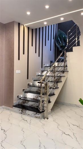 Stunning Staircase Designs for Elegant Homes