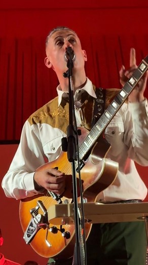 🙌What an unforgettable night!!! ✨ SOLD OUT yesterday at the Renzo Piano Auditorium in L’Aquila Thank you all for the energy, the love, and the music we shared together ❤️‍🔥 | Lovesick Duo