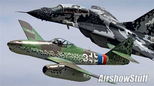 Watch classic jets shake 100,000+ crowd - "Old but deadly"