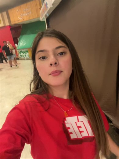 Desiree Garcia Twitter - Updates & Tweets