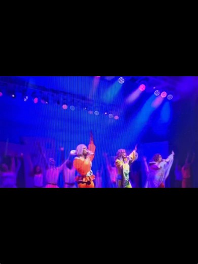 Great time at the Mamma Mia! Broadway show my friend invited me to! Beautiful songs and fun dancing | Stephanie Ho