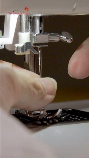 Sewing Tutorial - How to change the needle on your sewing machine #escuelamidesenpluge #alfapractik