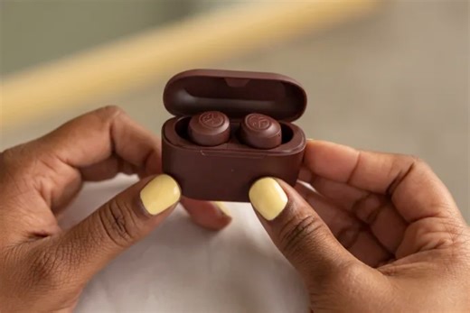 JLab’s Go Air Tones TWS earbuds are designed to blend with the skin color, priced at $20 - Gizmochina