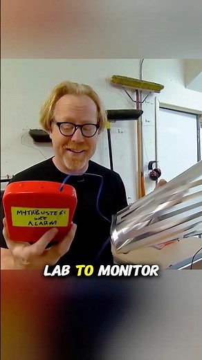 Does putting your hand in warm water make you pee? #shorts #mythbusters #science