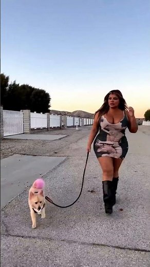 Body Positivity OOTD: Effortlessly Chic Plus-Size Street Style #plussize