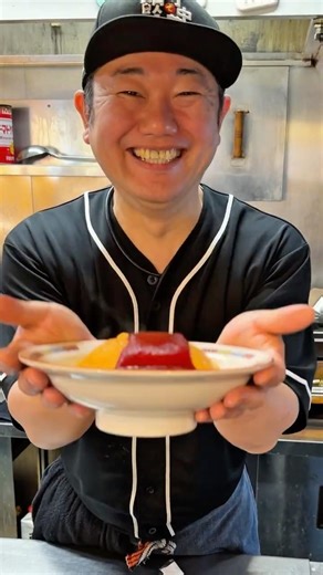 開店前から行列…”飲み物”と噂のオムライス