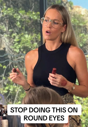 Round Eye Makeup Tips: Dos and Don'ts