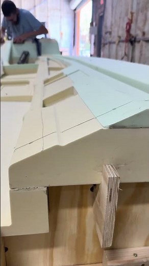 Block sanding and refining a plug #composites #manufacturing #boatbuilding #precision #surfaceprep