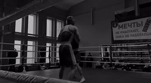 Left-handed🥊 #boxing #boxer #boxingtraining #boxinglife #boxingskills #boxingreels #boxinghighlights #fight #fighter #boxingmotivation #boxingworkout | worldoftheboxing