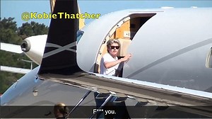 F*** OFF!! Niall is hurled abuse from fans as he leaves Sydney