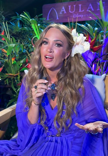 Disney's Aulani: Classic Disney Song Performance