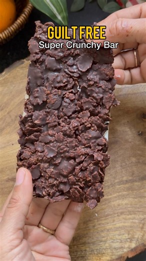 Guilt-Free Super Crunchy Chocolate Yogurt Bar | Healthy Dessert Recipe 🍫