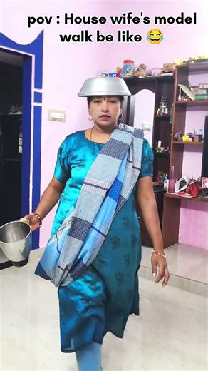 model walk our version 🤣😂#comedy#funny#tamilcomedy#fun#entertainment#model#walking#husbandandwife